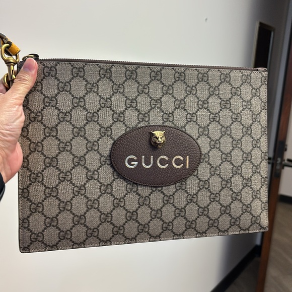 Gucci Supreme Tiger wristlet clutch - Picture 2 of 7